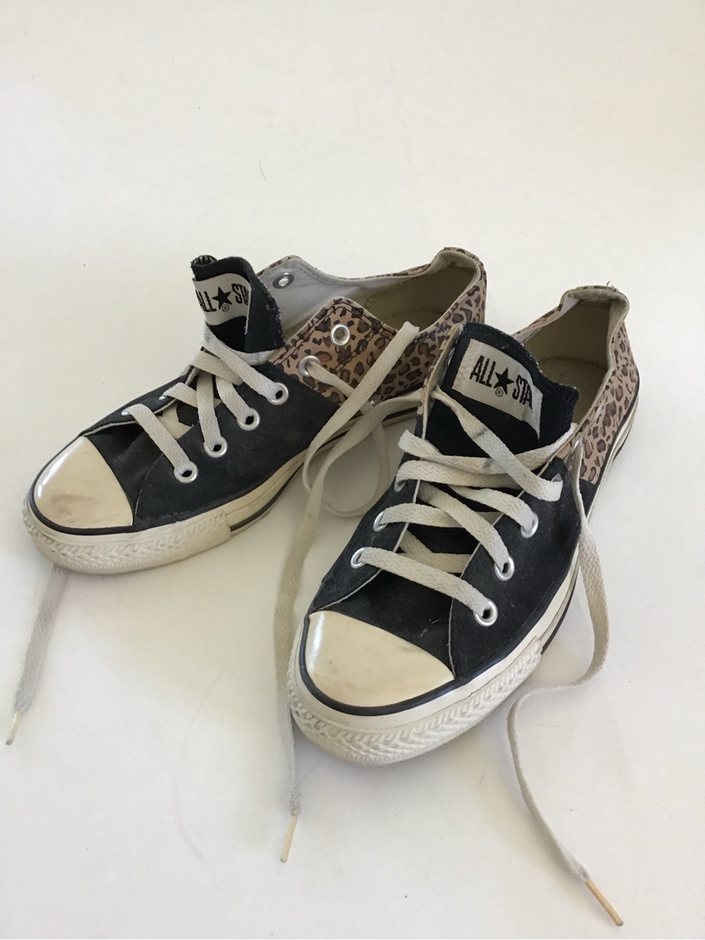 Converse Chuck Taylor All Star Leopard Print & Black Low Top Sneakers Size 8
